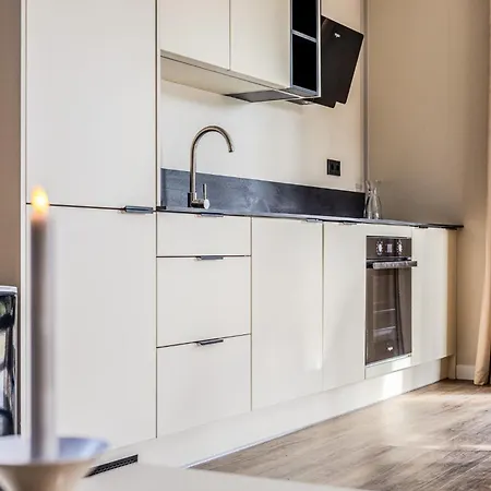 Ferienhaus 2 Bedroom Luxurious In